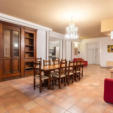 Holiday home 8 Bedroom Awesome In Gualdo Cattaneo Pg Bastardo