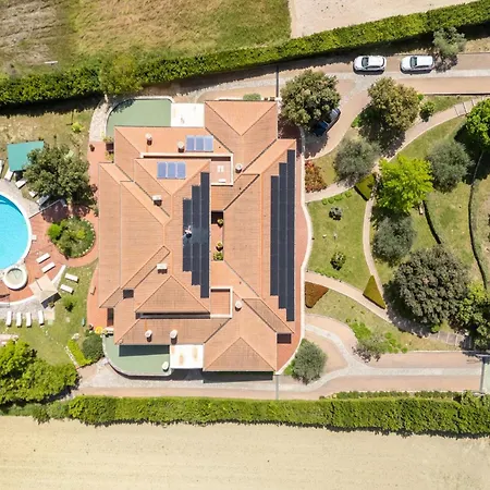 Amazing In Gualdo Cattaneo Pg 度假居