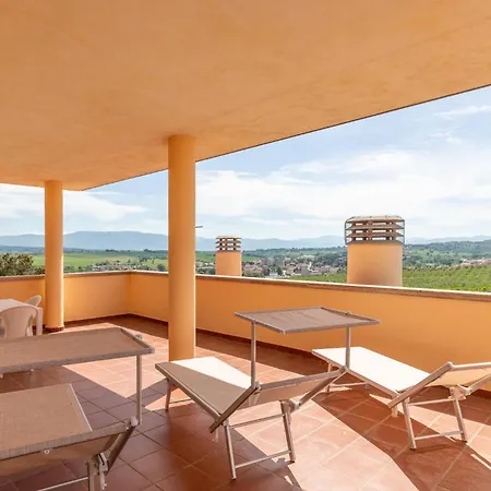 8 Bedroom Awesome In Gualdo Cattaneo Pg * 바스타르도